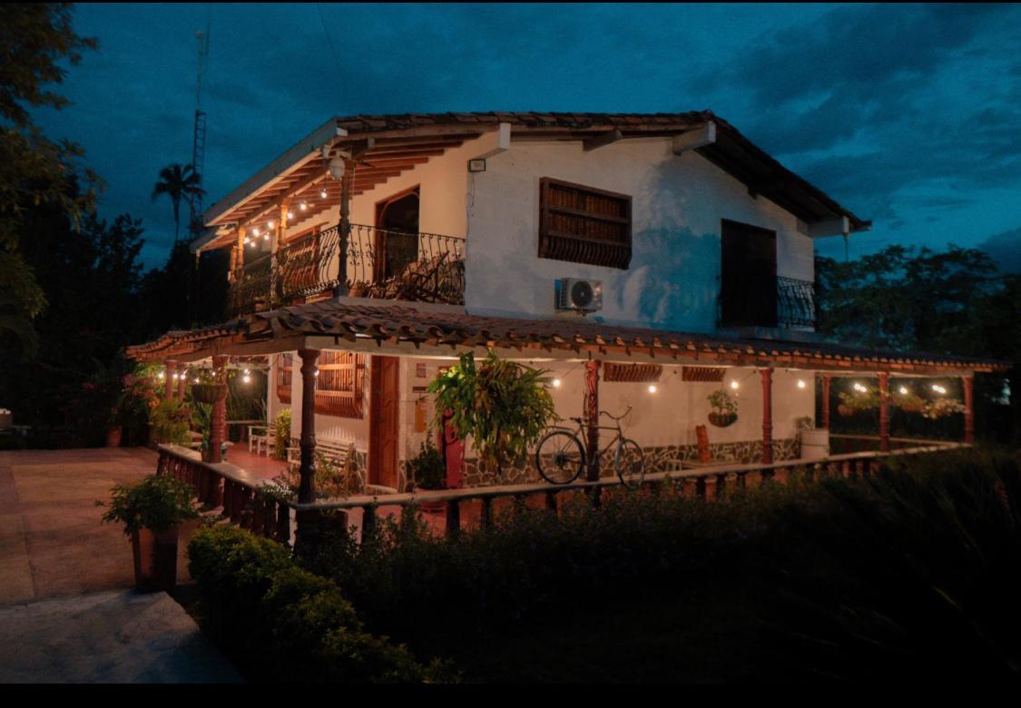 Hotel San Sebastian Del Tonusco Santa Fe de Antioquia Eksteriør billede