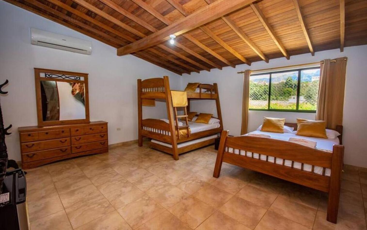 Hotel San Sebastian Del Tonusco Santa Fe de Antioquia Eksteriør billede